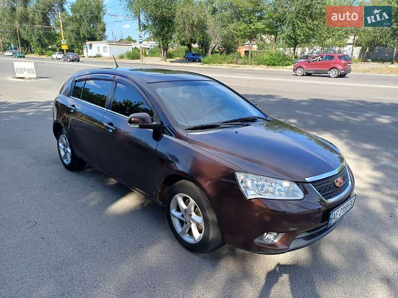 Хетчбек Geely Emgrand 7 (EC7) 2012 в Дніпрі