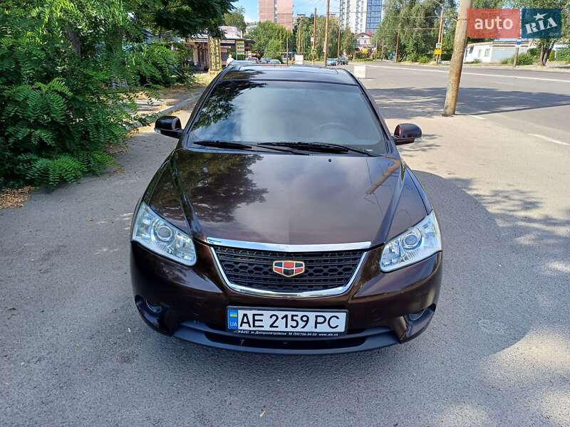 Хетчбек Geely Emgrand 7 (EC7) 2012 в Дніпрі