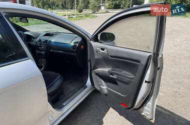 Седан Geely Emgrand 7 (EC7) 2013 в 