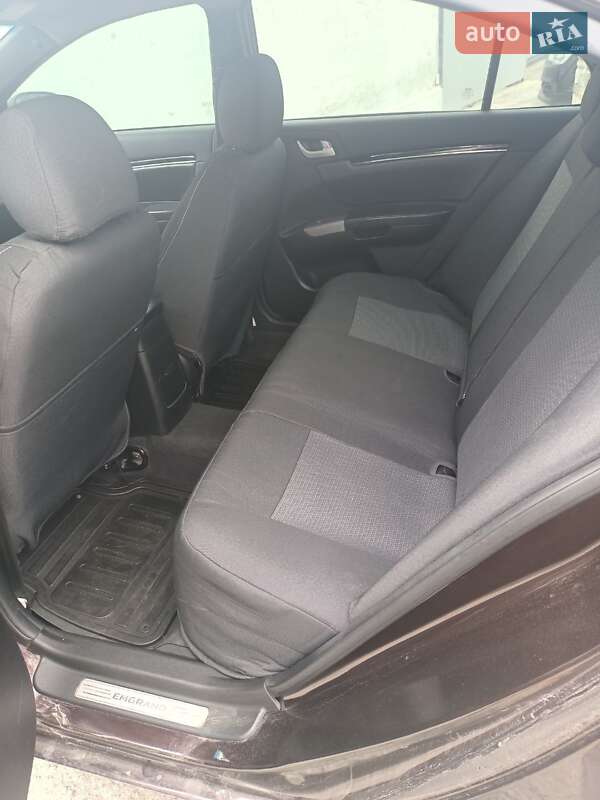 Седан Geely Emgrand 7 (EC7) 2013 в 