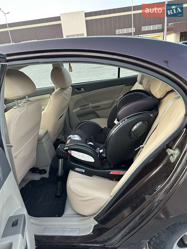 Седан Geely Emgrand 7 (EC7) 2012 в Черкасах