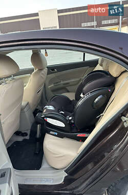 Седан Geely Emgrand 7 (EC7) 2012 в 