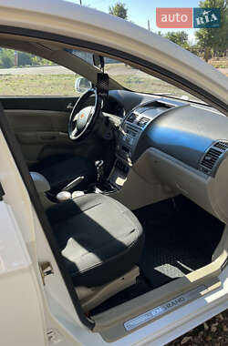 Седан Geely Emgrand 7 (EC7) 2011 в 