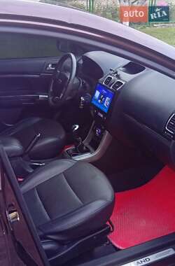 Седан Geely Emgrand 7 (EC7) 2014 в 