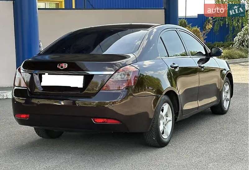 Седан Geely Emgrand 7 (EC7) 2013 в Днепре