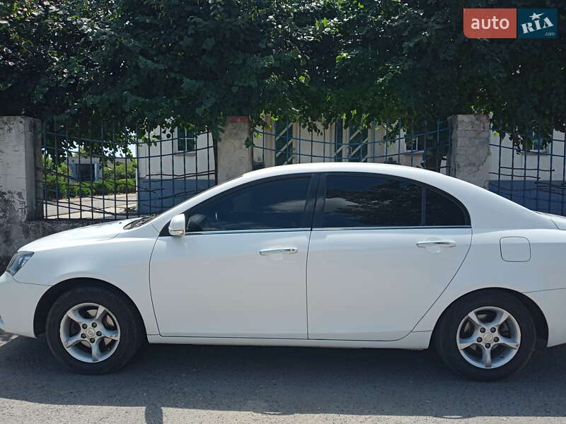 Седан Geely Emgrand 7 (EC7) 2012 в Кривому Розі