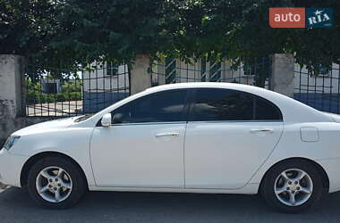 Седан Geely Emgrand 7 (EC7) 2012 в 