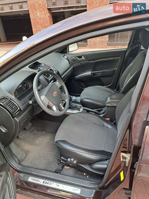 Седан Geely Emgrand 7 (EC7) 2013 в Дніпрі