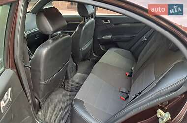 Седан Geely Emgrand 7 (EC7) 2013 в 
