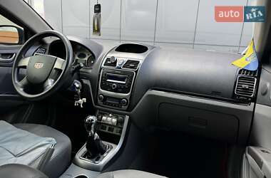 Хэтчбек Geely Emgrand 7 (EC7) 2013 в 