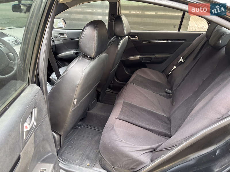 Седан Geely Emgrand 7 (EC7) 2013 в Киеве