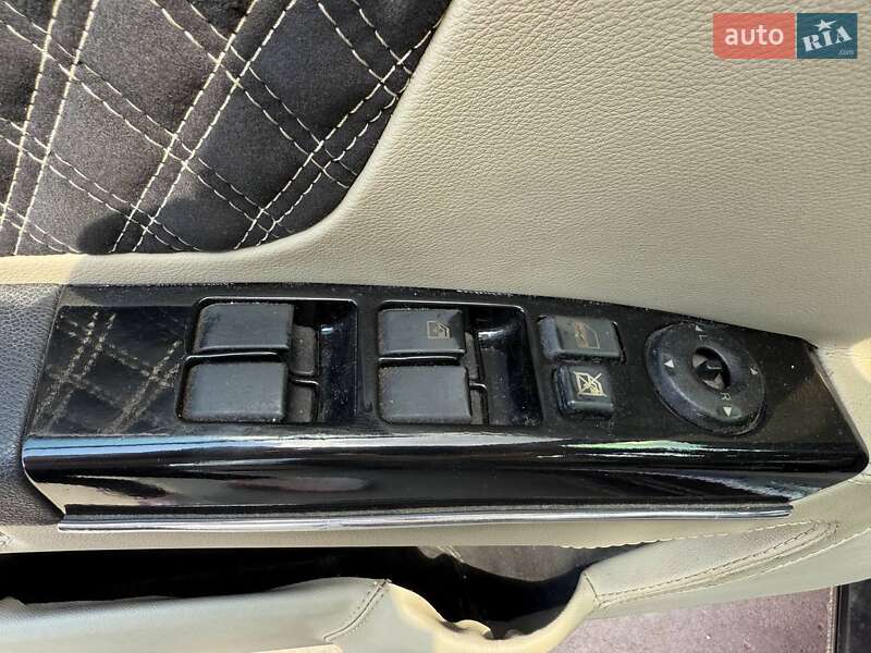 Седан Geely Emgrand 7 (EC7) 2011 в Киеве