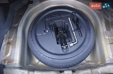 Седан Geely Emgrand 7 (EC7) 2014 в 