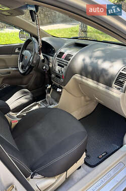 Хэтчбек Geely Emgrand 7 (EC7) 2011 в 