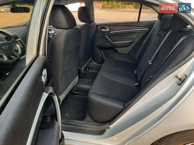 Седан Geely Emgrand 7 (EC7) 2017 в Запорожье