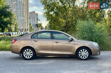 Седан Geely Emgrand 7 (EC7) 2012 в 