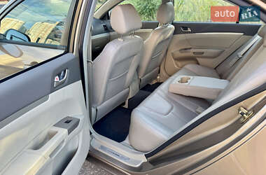 Седан Geely Emgrand 7 (EC7) 2012 в 