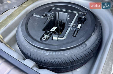 Седан Geely Emgrand 7 (EC7) 2012 в 