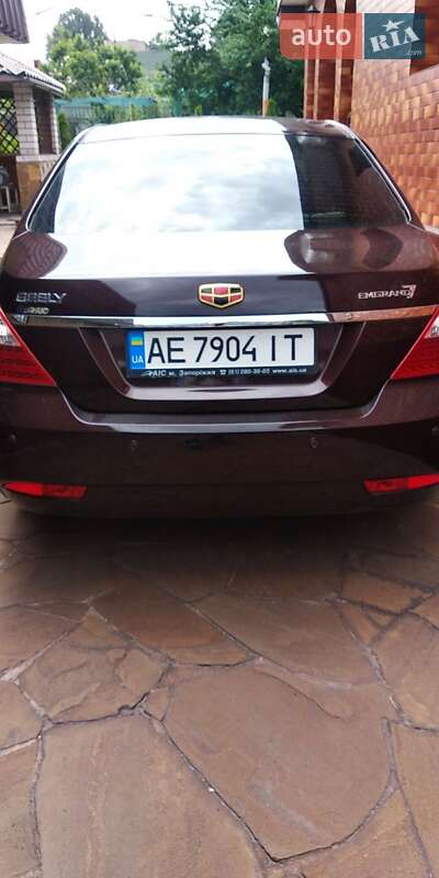 Седан Geely Emgrand 7 (EC7) 2013 в Каменском