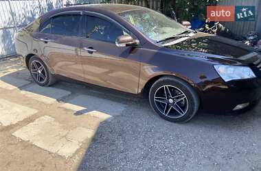 Седан Geely Emgrand 7 (EC7) 2011 в 