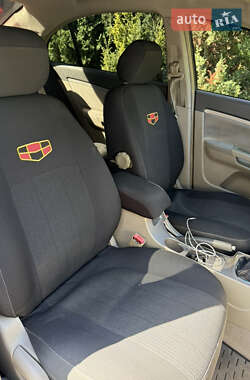 Седан Geely Emgrand 7 (EC7) 2011 в 