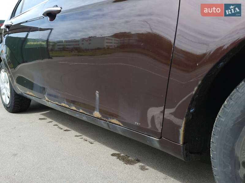 Седан Geely Emgrand 7 (EC7) 2013 в Киеве
