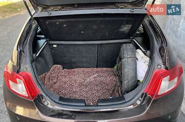 Хетчбек Geely Emgrand 7 (EC7) 2013 в 