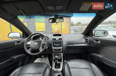 Хэтчбек Geely Emgrand 7 (EC7) 2013 в 