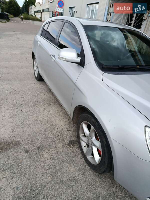 Хетчбек Geely Emgrand 7 (EC7) 2013 в Сумах фото 7 Хетчбек Geely Emgrand 7 (EC7) 2013 в Сумах