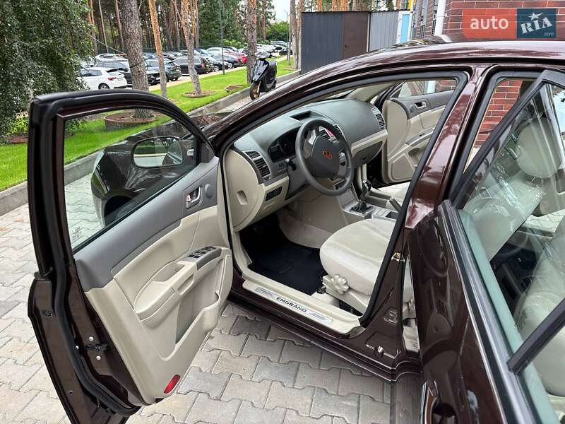 Седан Geely Emgrand 7 (EC7) 2011 в Киеве