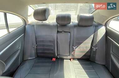 Седан Geely Emgrand 7 (EC7) 2017 в 