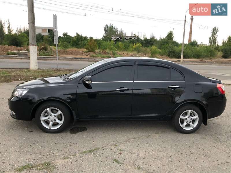 Седан Geely Emgrand 7 (EC7) 2013 в Миколаєві