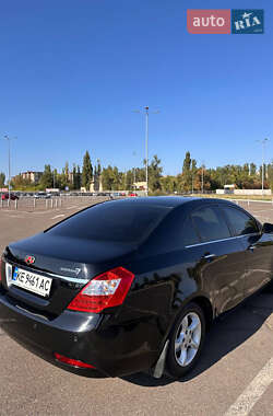 Седан Geely Emgrand 7 (EC7) 2014 в 