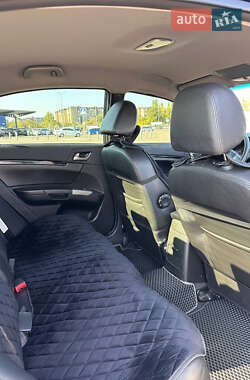 Седан Geely Emgrand 7 (EC7) 2014 в 