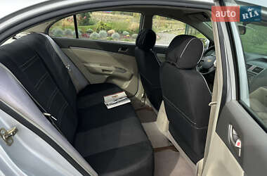 Седан Geely Emgrand 7 (EC7) 2012 в 