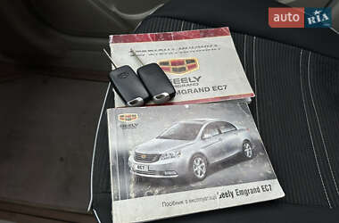 Седан Geely Emgrand 7 (EC7) 2012 в 
