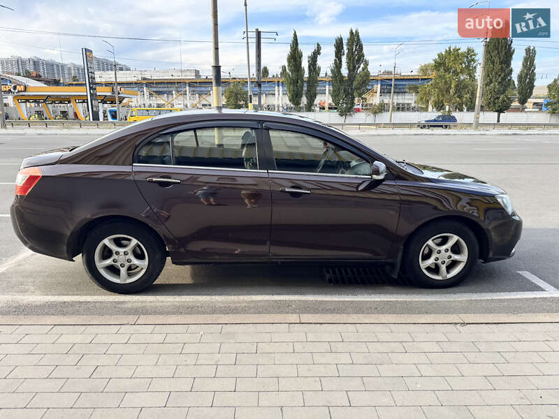 Седан Geely Emgrand 7 (EC7) 2014 в Киеве
