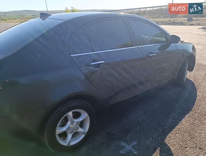 Седан Geely Emgrand 7 (EC7) 2012 в Днепре