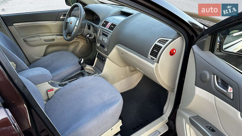 Седан Geely Emgrand 7 (EC7) 2011 в Прилуках