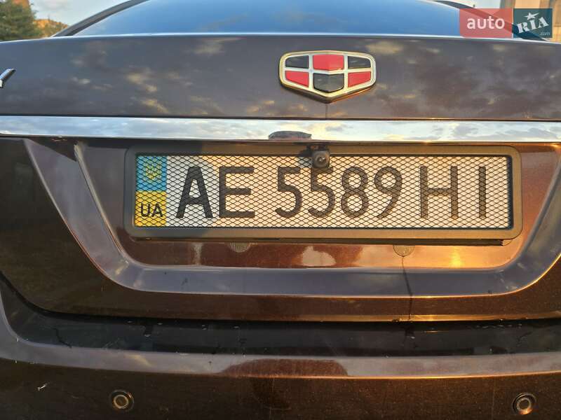 Седан Geely Emgrand 7 (EC7) 2014 в Дніпрі