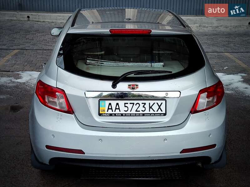 Хэтчбек Geely Emgrand 7 (EC7) 2011 в Киеве