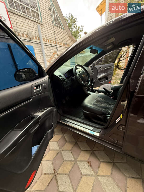 Седан Geely Emgrand 7 (EC7) 2012 в Кропивницькому