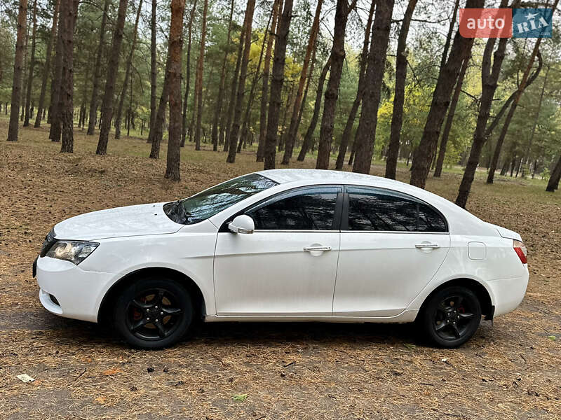 Седан Geely Emgrand 7 (EC7) 2013 в Кропивницькому