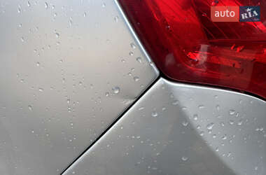 Хетчбек Geely Emgrand 7 (EC7) 2013 в 