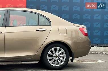 Седан Geely Emgrand 7 (EC7) 2012 в 