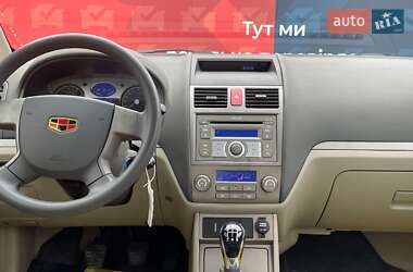 Седан Geely Emgrand 7 (EC7) 2012 в 