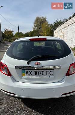 Хетчбек Geely Emgrand 7 (EC7) 2013 в 