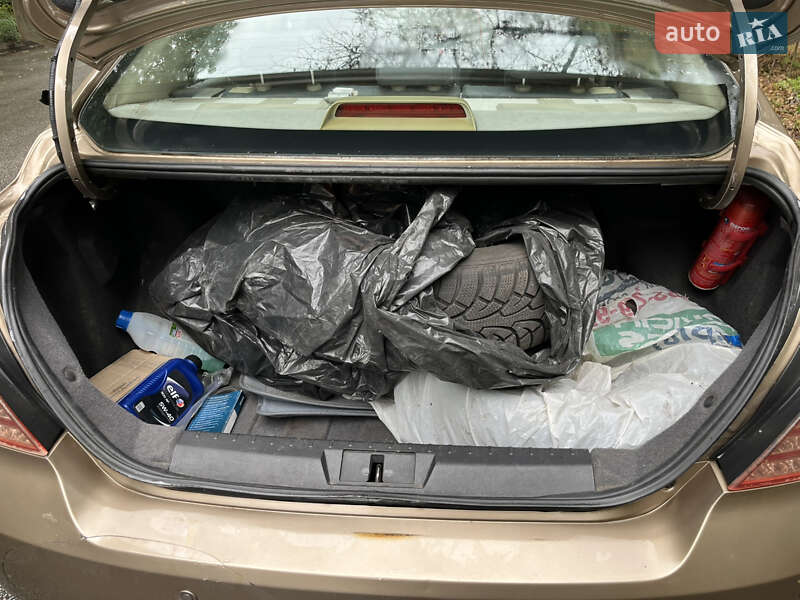 Седан Geely Emgrand 7 (EC7) 2012 в Києві
