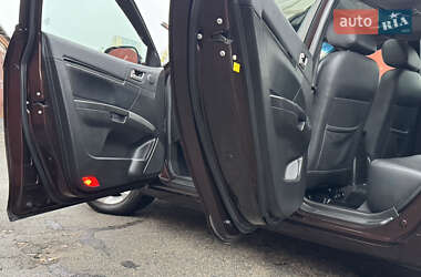 Хетчбек Geely Emgrand 7 (EC7) 2014 в 