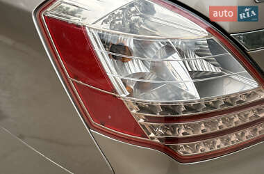 Седан Geely Emgrand 7 (EC7) 2011 в  фото 7 Седан Geely Emgrand 7 (EC7) 2011 в